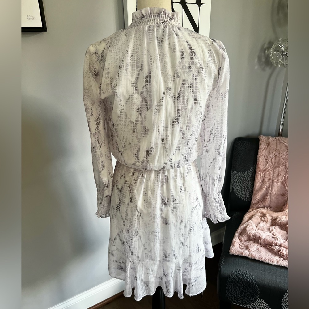White House Black Market Snake Print Blouson Dress - Picture 6 of 12